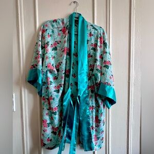 Victoria Secret Vintage  1980s/1990s Floral Kimono Robe OS